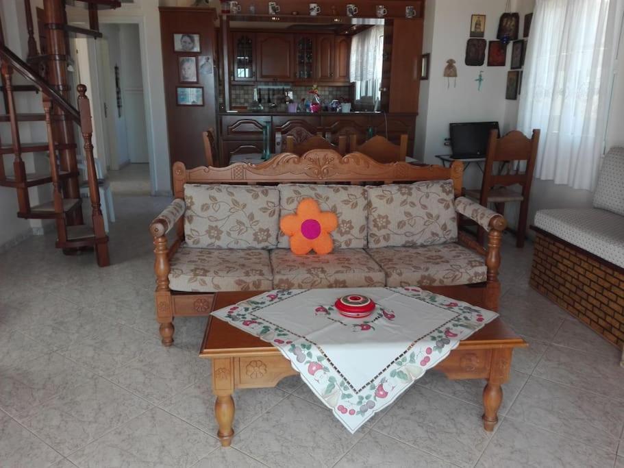 شقة Pan Family House ثيرا المظهر الخارجي الصورة